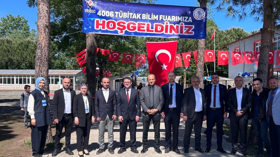 Muratlı Ortaokulu 4006 Tübitak Bilim Fuarı